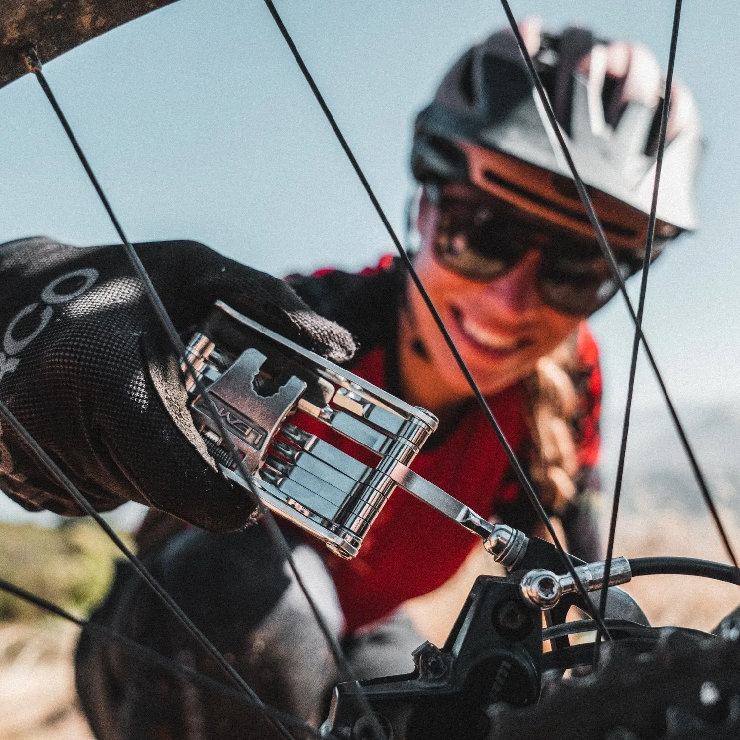 Lezyne Super SV23 Bicycle Multi-Tool, Anti-Corrosion Stainless Steel Bits, Bike Repair Tool