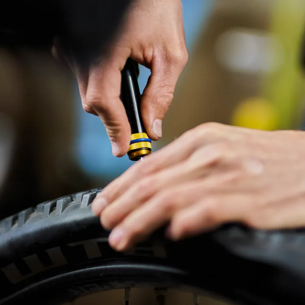 Lezyne Tubeless Insert Kit Black